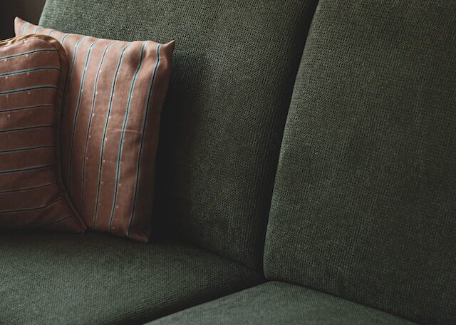 sofa focus photo